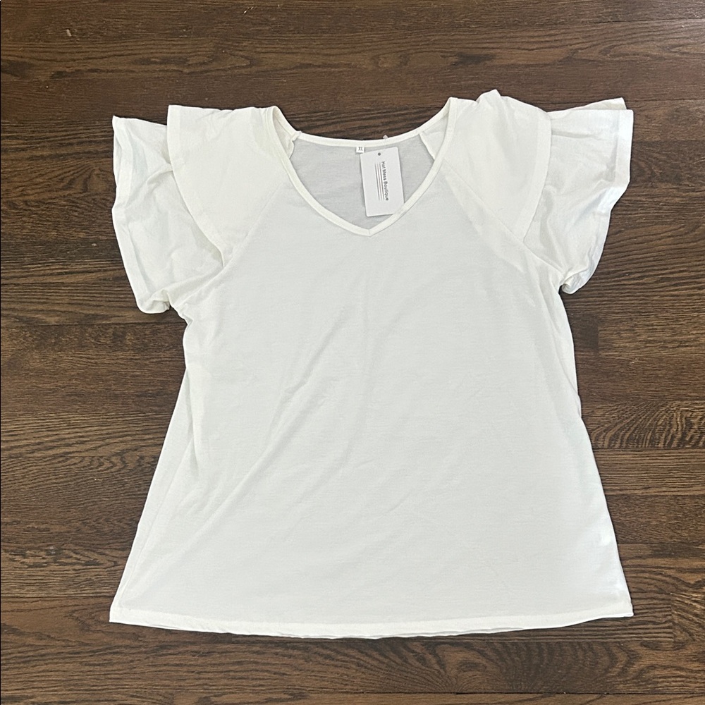 NWT - Chic White Short Sleeve Women's Top
